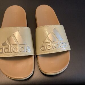 Women’s Adidas slides pale yellow with gold accents size 9 NWOB